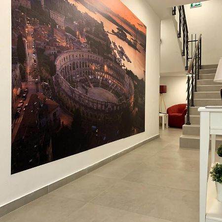 Apartments Dream In Arena 2 Pula Center Free Parking Zewnętrze zdjęcie