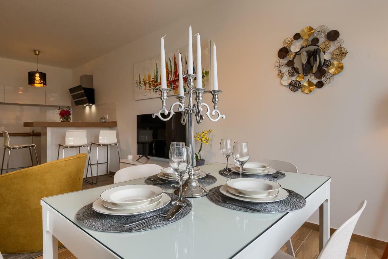 Apartments Dream In Arena 2 Pula Center Free Parking Zewnętrze zdjęcie