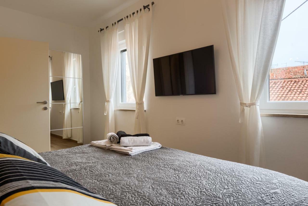 Apartments Dream In Arena 2 Pula Center Free Parking Zewnętrze zdjęcie