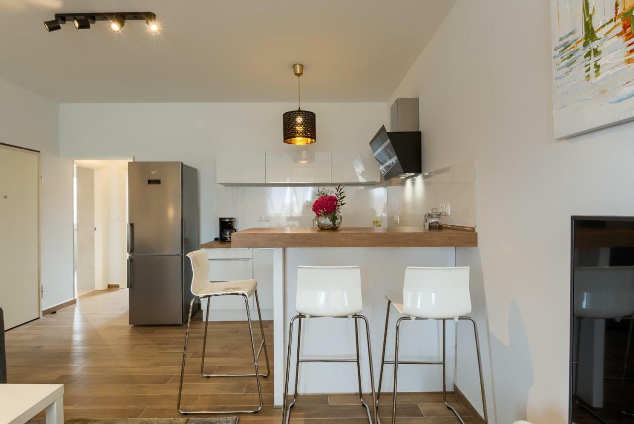 Apartments Dream In Arena 2 Pula Center Free Parking Zewnętrze zdjęcie